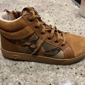 Ugg como sneaker boot